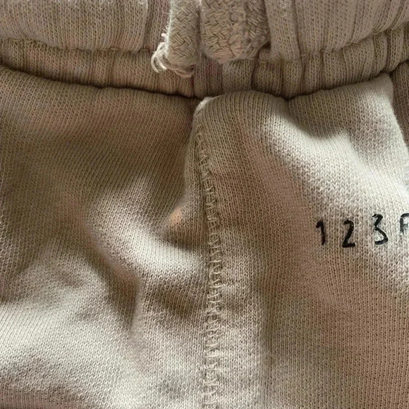 3  pants bundle - Picture 3 of 9